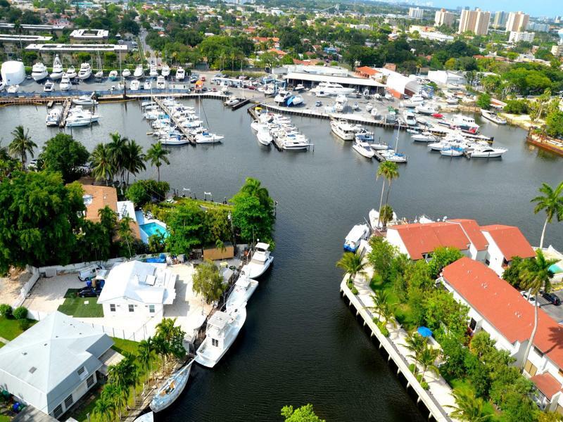 Riviera Luxury Living At River Oaks Marina And Tower Miami Extérieur photo