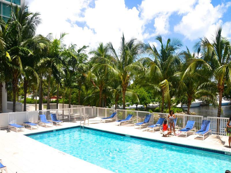 Riviera Luxury Living At River Oaks Marina And Tower Miami Extérieur photo