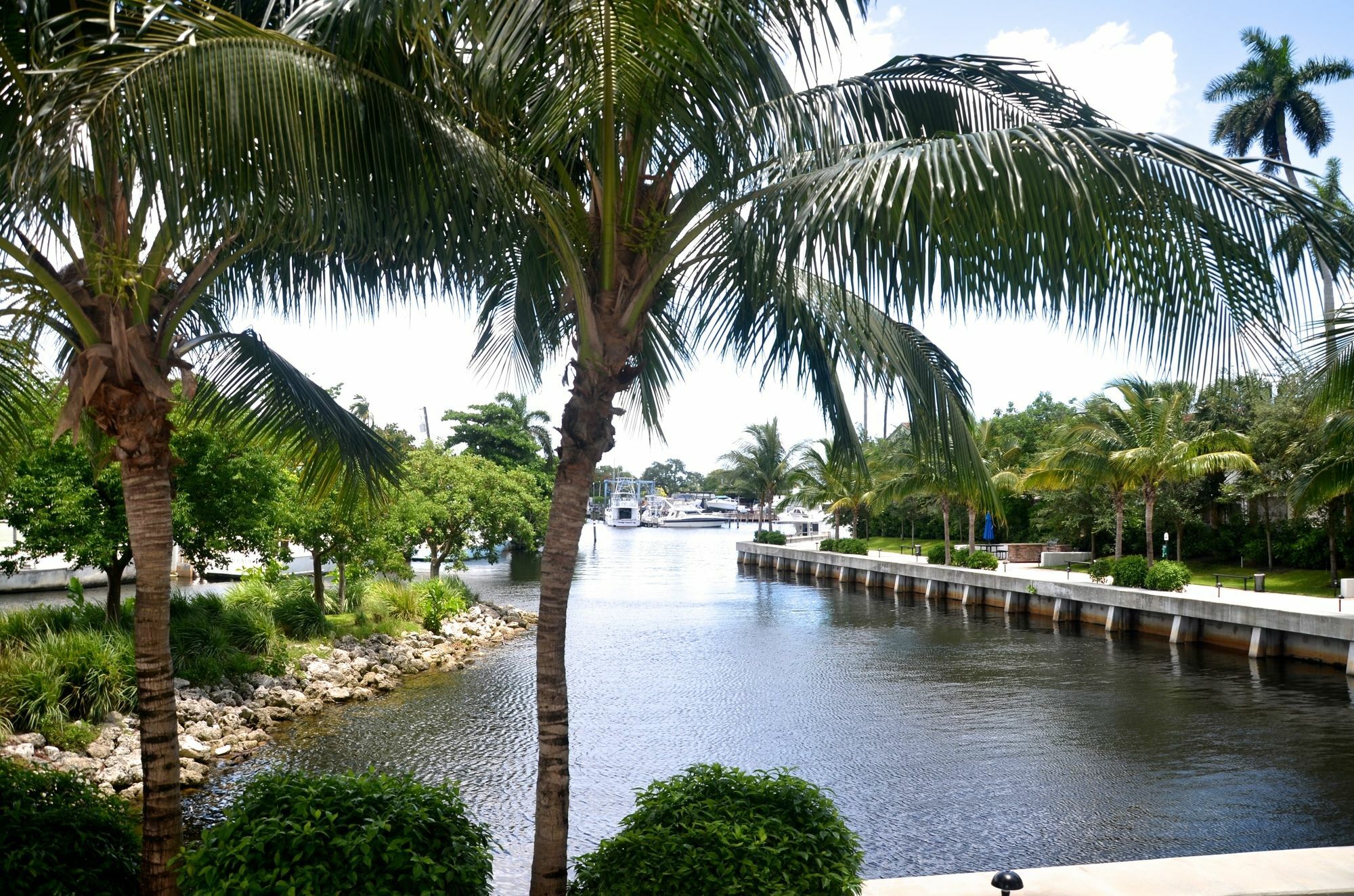 Riviera Luxury Living At River Oaks Marina And Tower Miami Extérieur photo